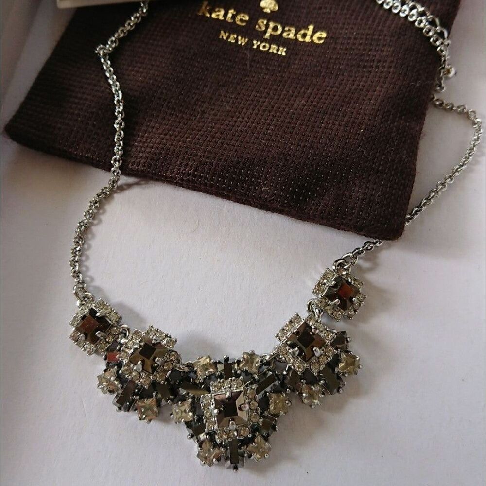Kate Spade Necklace new with dust bag